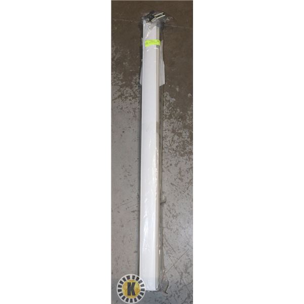 WINSHARP ROLLER SHADE 43"