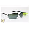 Image 1 : PAIR OF NEW FOSTER GRANT SUNGLASSES