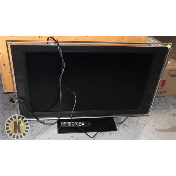 SONY BRAVIA 40  FLAT SCREEN LCD TV