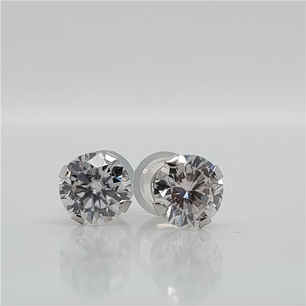 10K WHITE GOLD WHITE MOISSANITE(1.65CT) EARRINGS