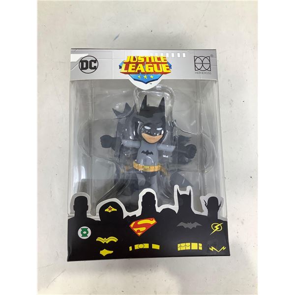 DC Justic League Batman Figure
