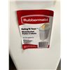 Image 2 : Rubbermaid Wastebasket X3 - NO LIDS