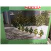 Image 2 : Holiday Living Set of 6 Pre-lit Tree Path Lights