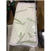 Image 2 : Utopia Bamboo Mattress Protector Size: Full