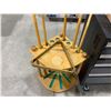 Image 4 : Solid Wood Billiard Cue Stand with 4 Standard Cues, One Stubby Cue, Full Billiards Race and Full Sno