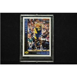 1993 Upper Deck 353 Antonio Davis Autographed Card
