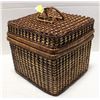 Image 1 : WICKET BASKET W/ LID