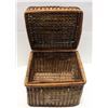 Image 2 : WICKET BASKET W/ LID