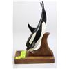 Image 1 : KILLER WHALE ORIGINAL R.PAYENT 2008 WOOD CARVING