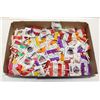 Image 1 : TRAY OF YUM EARTH ORGANIC POPS, LOLLIPOPS, VARIOUS