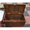 Image 2 : WICKER STORAGE TRUNK, 30 X 16 X 18