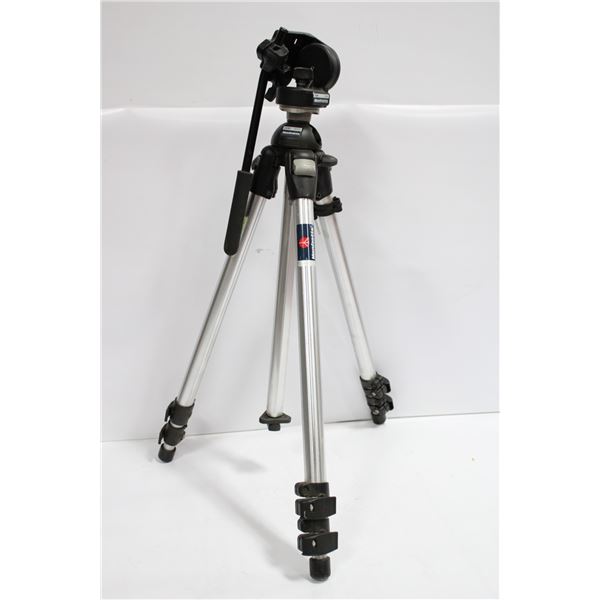 MANFROTTO 055 PRO CAMERA TRIPOD