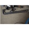Image 2 : 1200LB TRAILER HITCH WITH 2-5/16 INCH BALL AND SWAY BARS