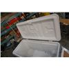 Image 7 : LARGE COLEMAN ROLLING COOLER