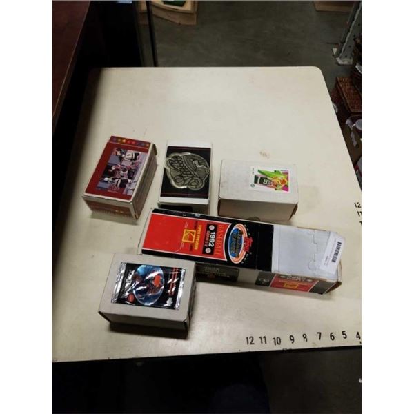 5 BOXES OF VARIOUS SPORTS CARDS