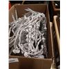 Image 3 : BOX OF ICICLE CHRISTMAS LIGHTS