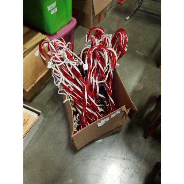 BOX OF CANDY CANE LAWN CHRISTMAS LIGHTS