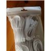 Image 3 : LOT OF 5 NEW APPLE IPHONE CHARGING DATA CABLES
