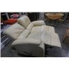 Image 6 : LEATHER DOUBLE RECLINING LOVESEAT