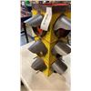 Image 3 : METAL STOPLIGHT BIRD HOUSE