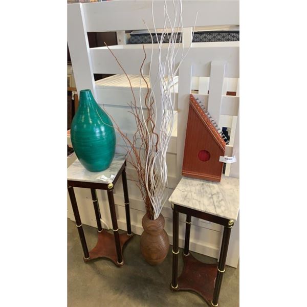 2 VASES, DECORATIVE STICKS AND STRING INSTRUMENTS