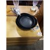 Image 1 : LOT OF 3 OXO PANS AND 3 WOKS