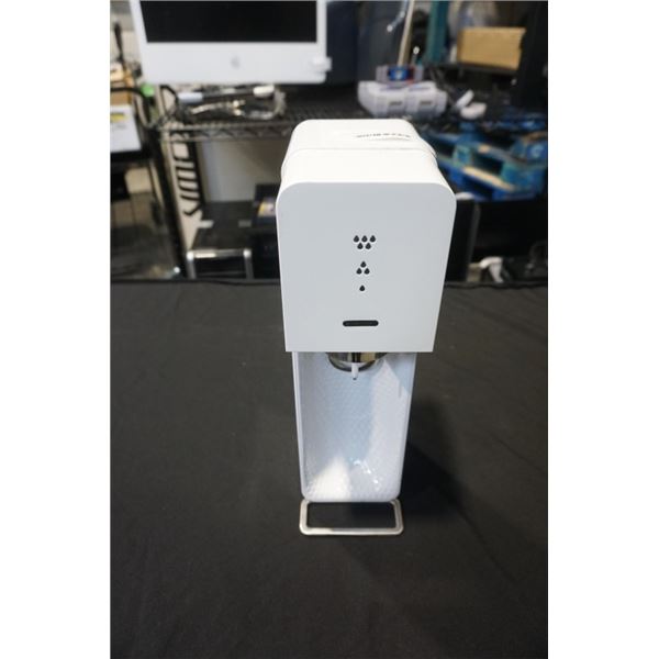 SODA STREAM SOURCE SPARKLING WATER MACHINE WITH CO2 BOTTLE AS FOUND