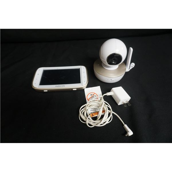 Motorola MBP855CONNECT 5-Inch Wi-Fi Video Baby Monitor Tested and Working