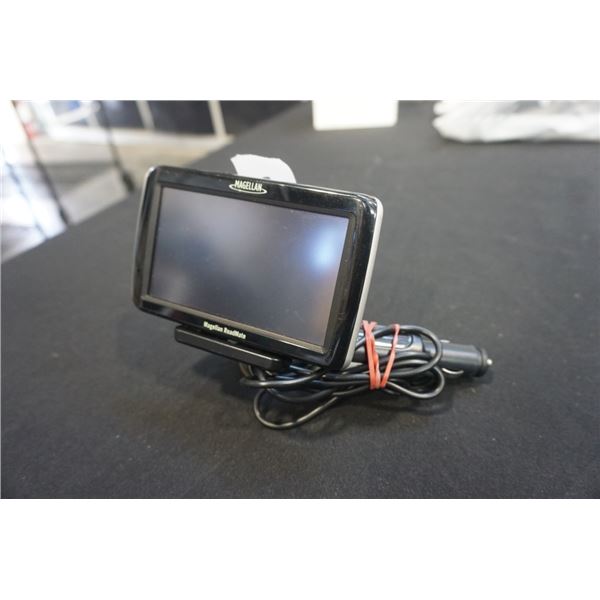 Magellan RoadMate 3030 4.7-inch Portable GPS Navigator With Cord Tested and Working