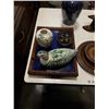 Image 2 : BOX OF PORCELAIN AND WOOD COLLECTIBLES WITH SHADOW BOX