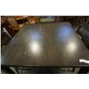 Image 2 : MODERNBAR HEIGHT TABLE WITH 4 STOOLS