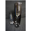 Image 2 : As new SodaStream Fizzi Soda Machine - Black has bottle no co2