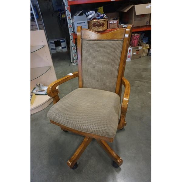 WOOD FRAMED ROLLING OFFICE CHAIR