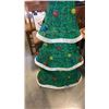 Image 3 : ILLUMINATED 5 FOOT TREE DECORATION