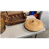 Image 2 : WICKER LOOK BASKET WITH LID, PANCAKE BOWL WITH LID AND WOVEN TRAY