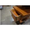 Image 8 : PAIR OF MCM CARVED BOW FRONT NIGHTSTANDS