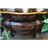 Image 2 : VINTAGE HAND PAINTED 2 DRAWER NIGHTSTAND