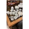 Image 2 : 56 PIECES "ILLUSIONS" AND "FRESH FLOWERS" BY EXCEL CHINA CUPS, SAUCERS, SIDE PLATES, ETC