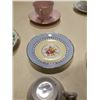 Image 8 : 6 CHINA CUPS AND SAUCERS