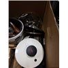 Image 3 : BOX OF KITCHEN ITEMS - DECORATIVE BOWLS, SALT AND PEPPER