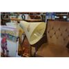 Image 4 : MID CENTURY FLOOR LAMP WITH ORIGINAL SHADES - NEEDS REWIRING