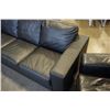 Image 4 : BLACK LEATHER SOFA AND LOVESEAT