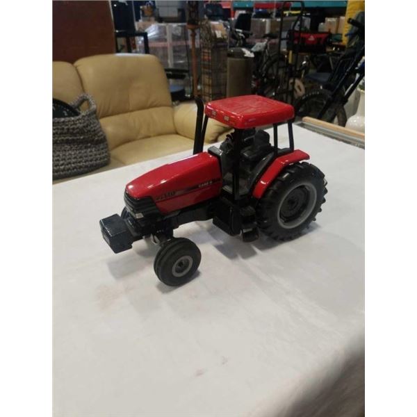 MX110 ERTL CASE DIE CAST TRACTOR