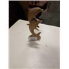 Image 1 : PERFECT PARTNERS ALASKA CARVED WOOD DOLPHINS