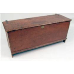 AN EARLY PINE BLANKET CHEST