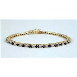 A 14K YELLOW GOLD, SAPPHIRE AND DIAMOND LINK BRACELET