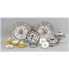 Image 1 : A GROUP OF PORCELAIN TABLE ARTICLES