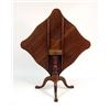 Image 4 : A MASSACHUSETTS QUEEN ANNE MAHOGANY TILT-TOP TEA TABLE