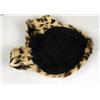 Image 4 : A LEOPARD JACKET AND HAT