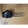 Image 2 : Wolverine Signed Claws